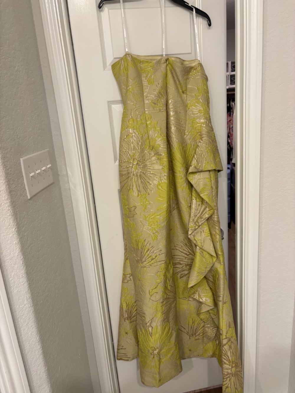 Donna Karan New York Strapless Cascading Ruffle Jacquard Gown Summer Citron Sz14 - Picture 5 of 6
